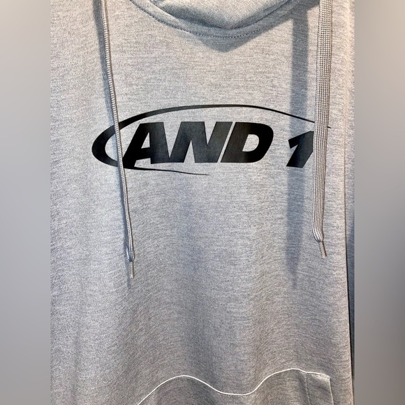 2/40$ Men’s AND1 gray Short Sleeve Hoodie with pouch pocket size medium - Picture 7 of 9